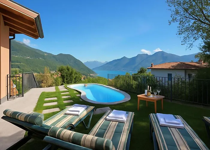 Clubhouse * Menaggio